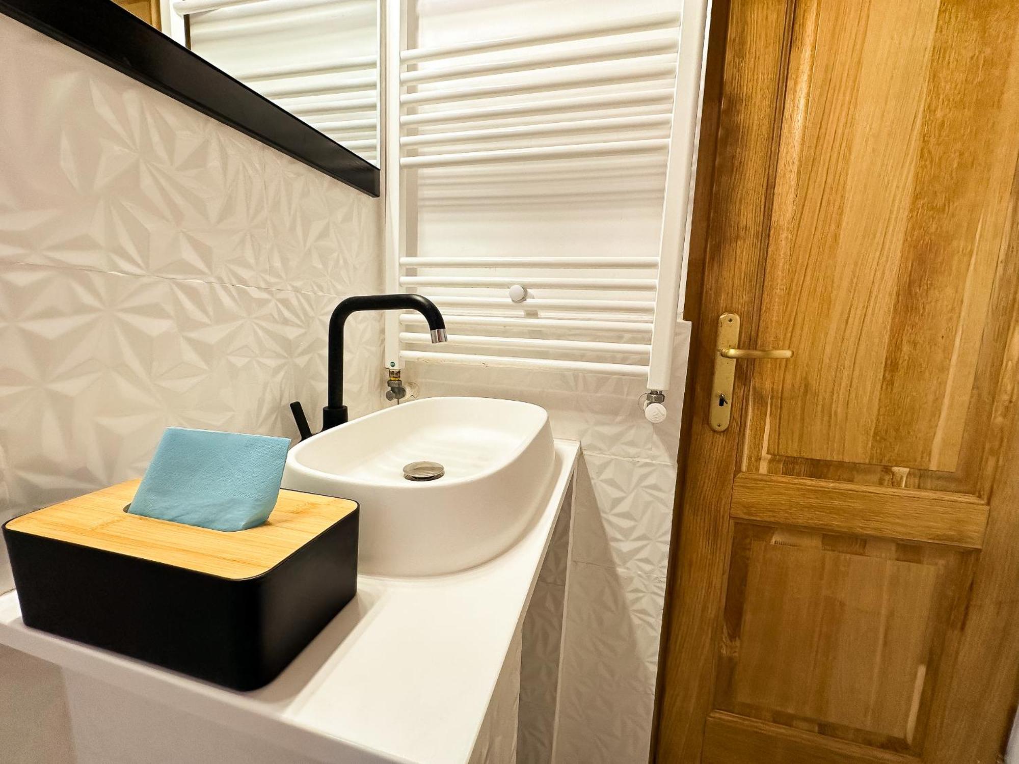 The Royal - Studio With Balcony & Panoramic View Craiova Exterior photo